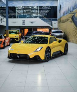 Maserati MC20