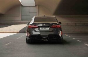 BMW M5 G90