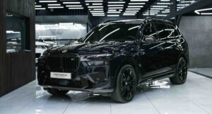 BMW X7 M60i
