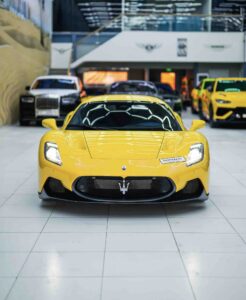 Maserati MC20