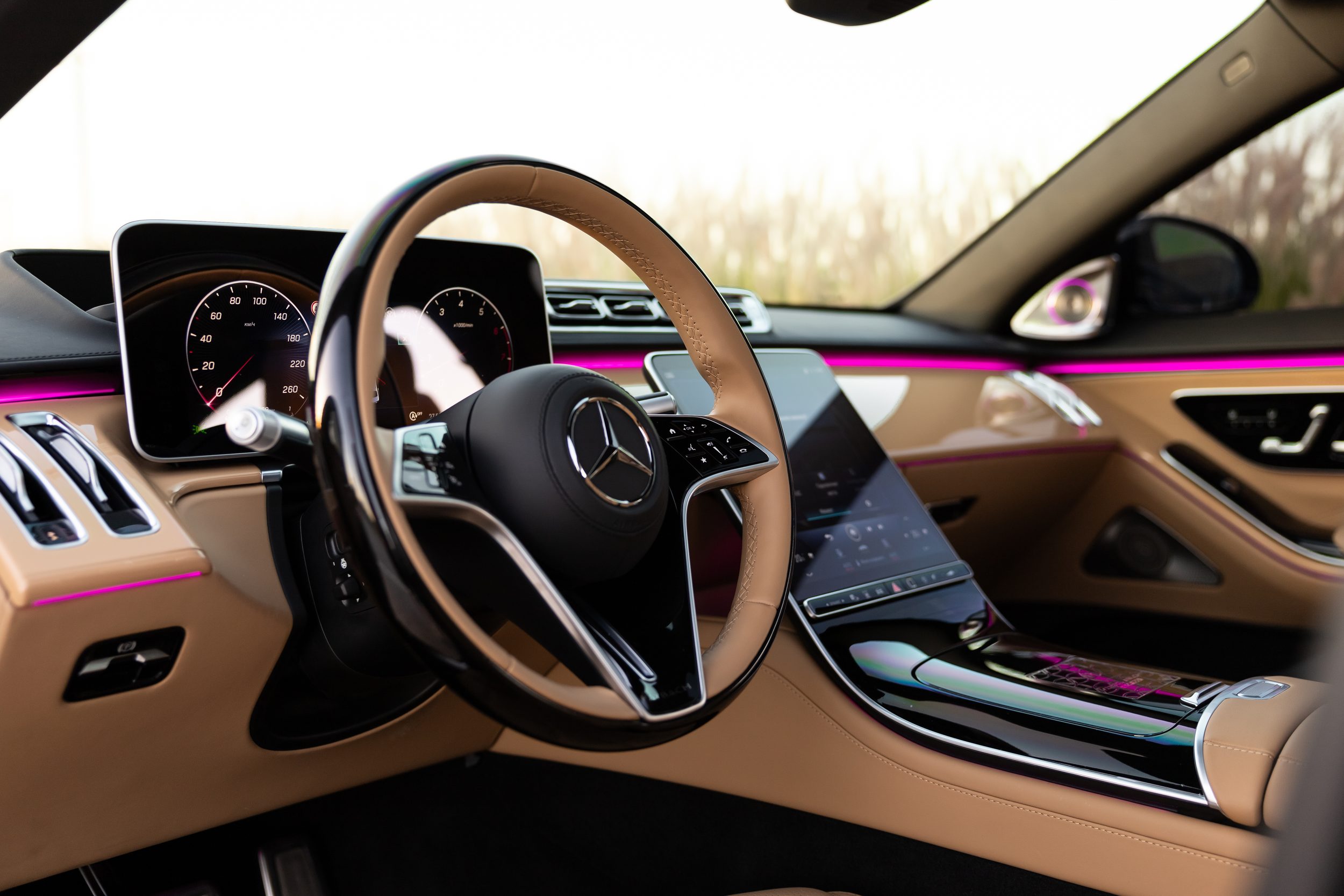 Mercedes-Maybach S680 Virgil Abloh