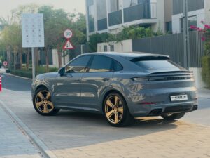Porsche Cayenne 2025